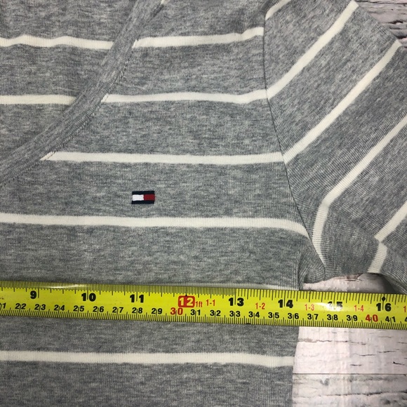 Tommy Hilfiger Sweater White / Gray Striped Size S - Picture 5 of 5